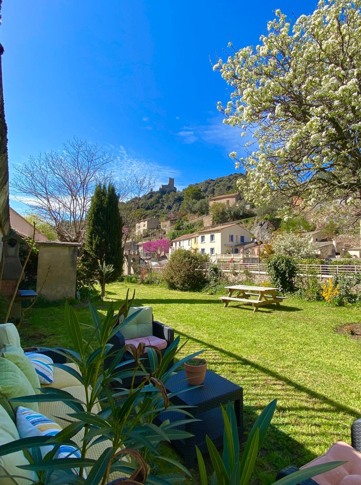 3 Star Surdespine Historic 4 Chateaux Lastours Air Conditioned Luaran gambar